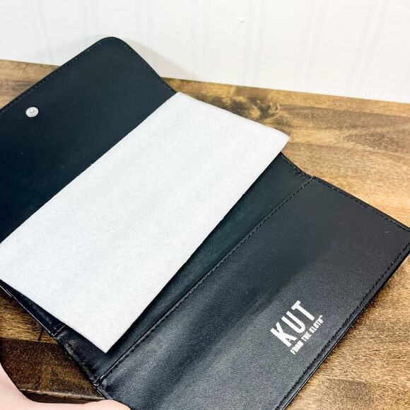 Kut From The Kloth Slim Striped Wallet NEW Vegan Leather FabFitFun Black & White - Picture 3 of 7